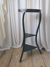 Load image into Gallery viewer, TRIANGLE SIDE TABLE