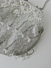 Load image into Gallery viewer, VINTAGE SILVER AND PEARL BAG