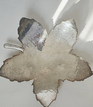 Load image into Gallery viewer, FOOTED LEAF BOWL