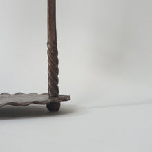 Load image into Gallery viewer, ARTS AND CRAFTS CHAMBERSTICK