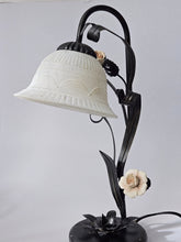 Load image into Gallery viewer, ART NOUVEAU STYLE FLOWER LAMPS