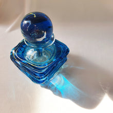 Load image into Gallery viewer, Signed Mdina Perfume Bottle