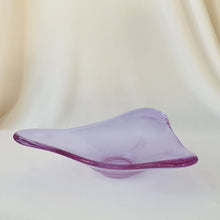 Load image into Gallery viewer, Lilac Alexandrite Glass Bowl
