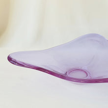Load image into Gallery viewer, Lilac Alexandrite Glass Bowl