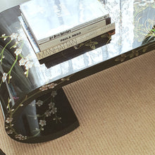 Load image into Gallery viewer, SCROLL TABLE