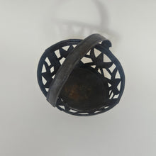 Load image into Gallery viewer, METAL BASKET
