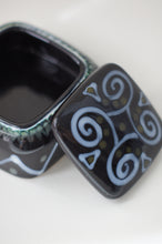 Load image into Gallery viewer, JEWELLERY BOX
