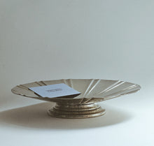 Load image into Gallery viewer, VINTAGE SILVER PLATED PEDESTAL BOWL
