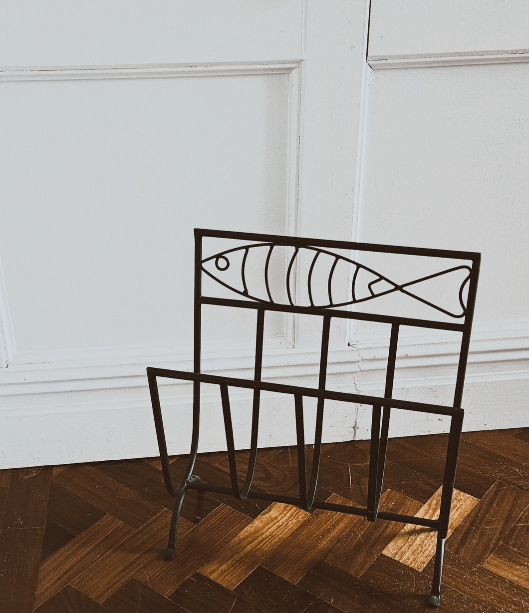 1950s FRENCH FISH MAGAZINE RACK