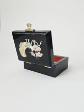 Load image into Gallery viewer, LACQUER INLAID MOTHER OF PEARL BOX
