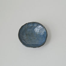 Load image into Gallery viewer, TEXTURED CERAMIC DISH
