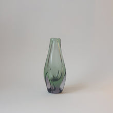 Load image into Gallery viewer, CZECH VASE, 1960s
