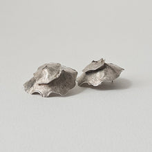 Load image into Gallery viewer, SCULPTURAL EARRINGS
