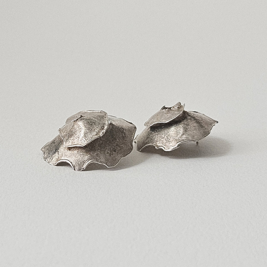 SCULPTURAL EARRINGS