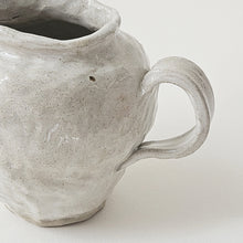 Load image into Gallery viewer, TEXTURED CERAMIC VASE
