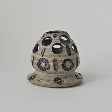 Load image into Gallery viewer, CERAMIC BUD VASE
