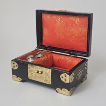 Load image into Gallery viewer, LACQUER JEWELLERY BOX
