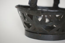Load image into Gallery viewer, METAL BASKET
