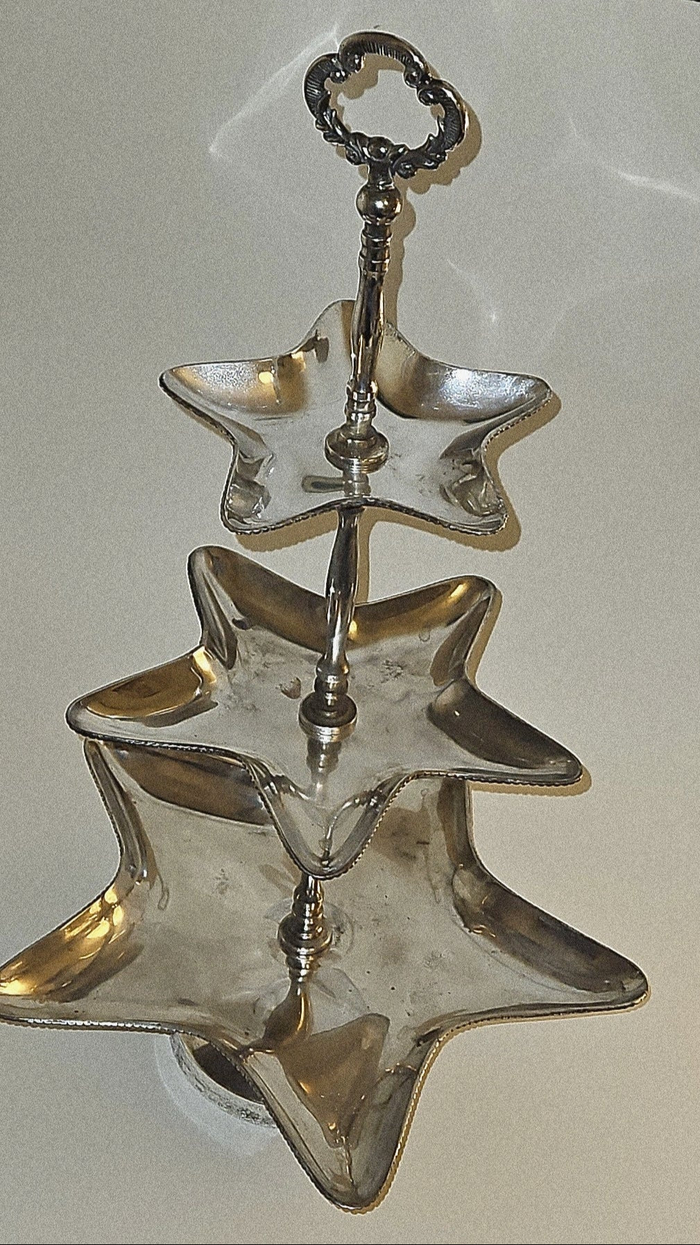 STAR CAKE STAND