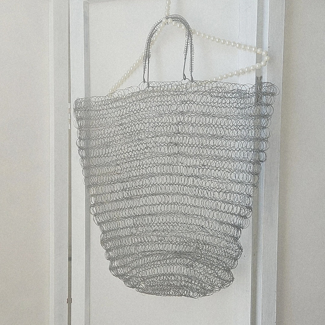WOVEN WIRE SHOPPER