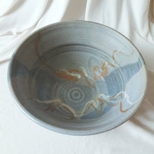 Load image into Gallery viewer, Handmade serving bowl
