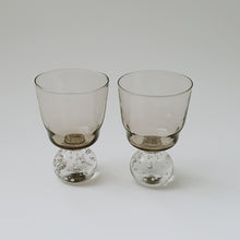 Load image into Gallery viewer, Pair of Carl Erickson Bubble Glasses
